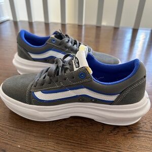Vans Old School Overt, Mens 8.5, Women's 10.0, Euro 41.0. Pewter / Blue.